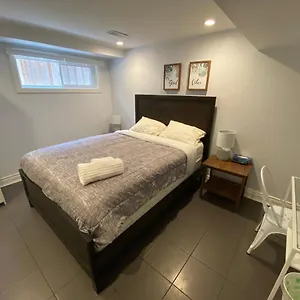  Homestay Yonge And Finch Subway !s Spacious And Modern Private Bd With Shared Bathroom Canada