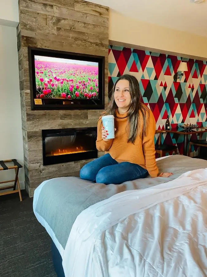 Summit Lodge Boutique Hotel By Paradox Whistler