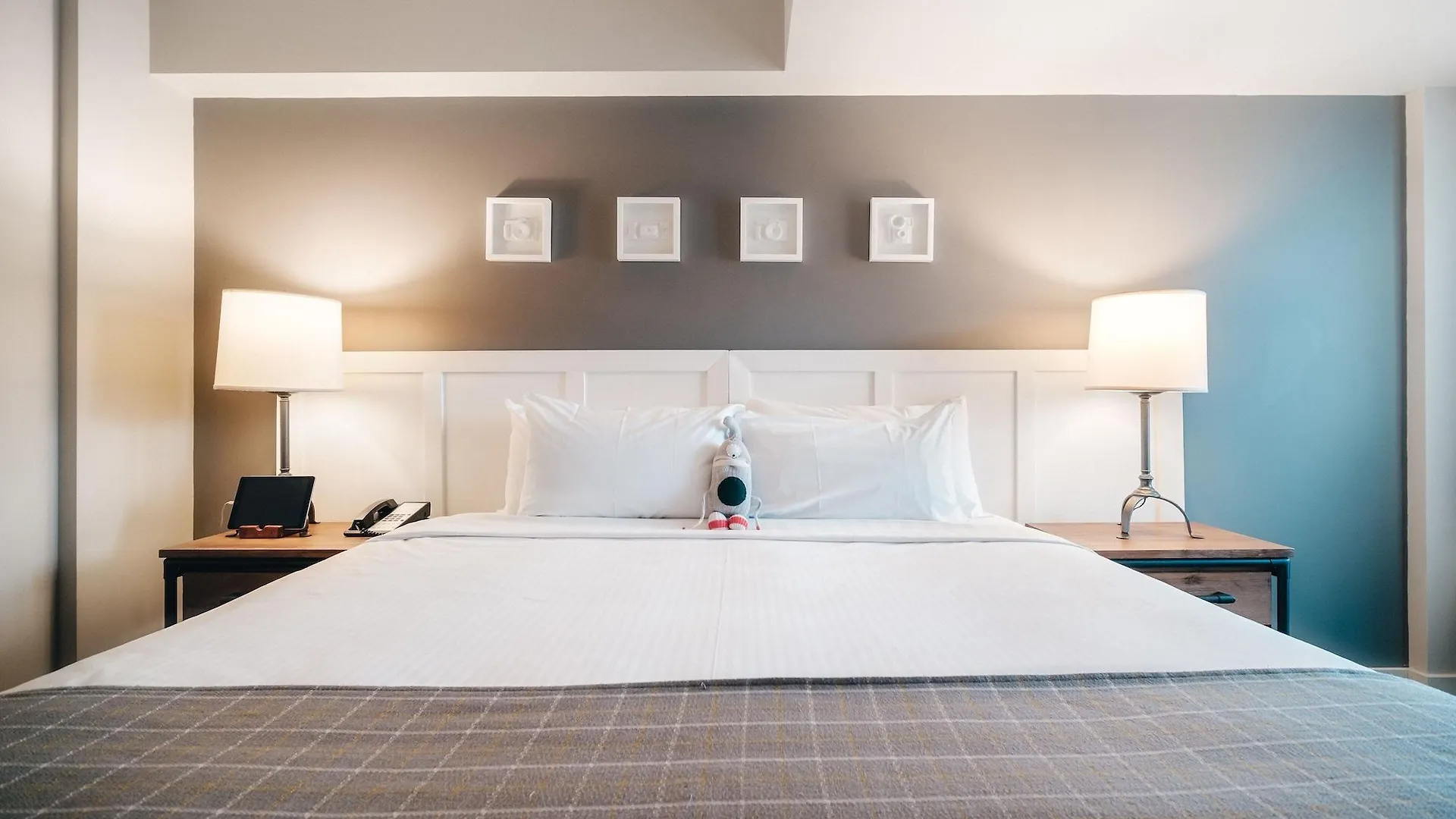 Summit Lodge Boutique Hotel By Paradox Уистлер