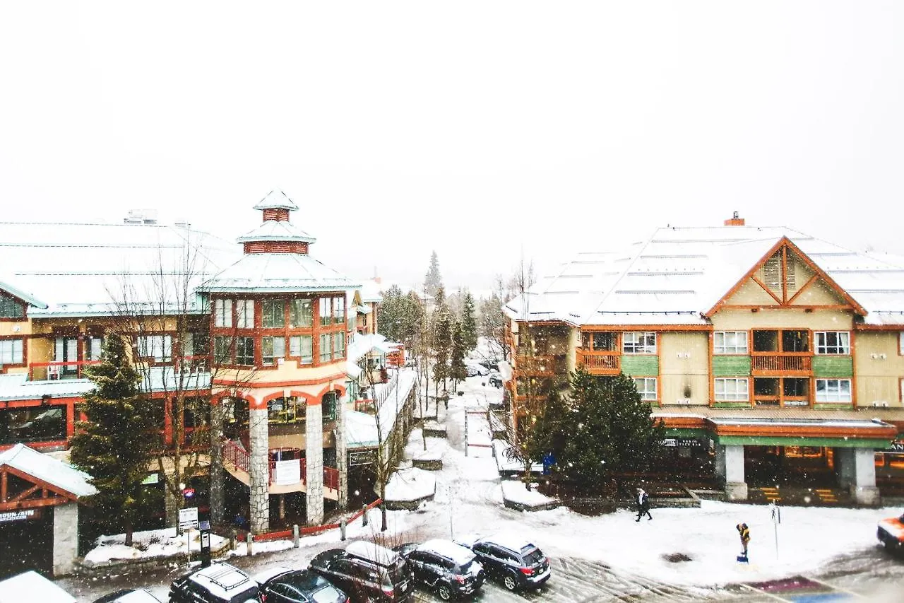 Summit Lodge Boutique Hotel By Paradox Whistler