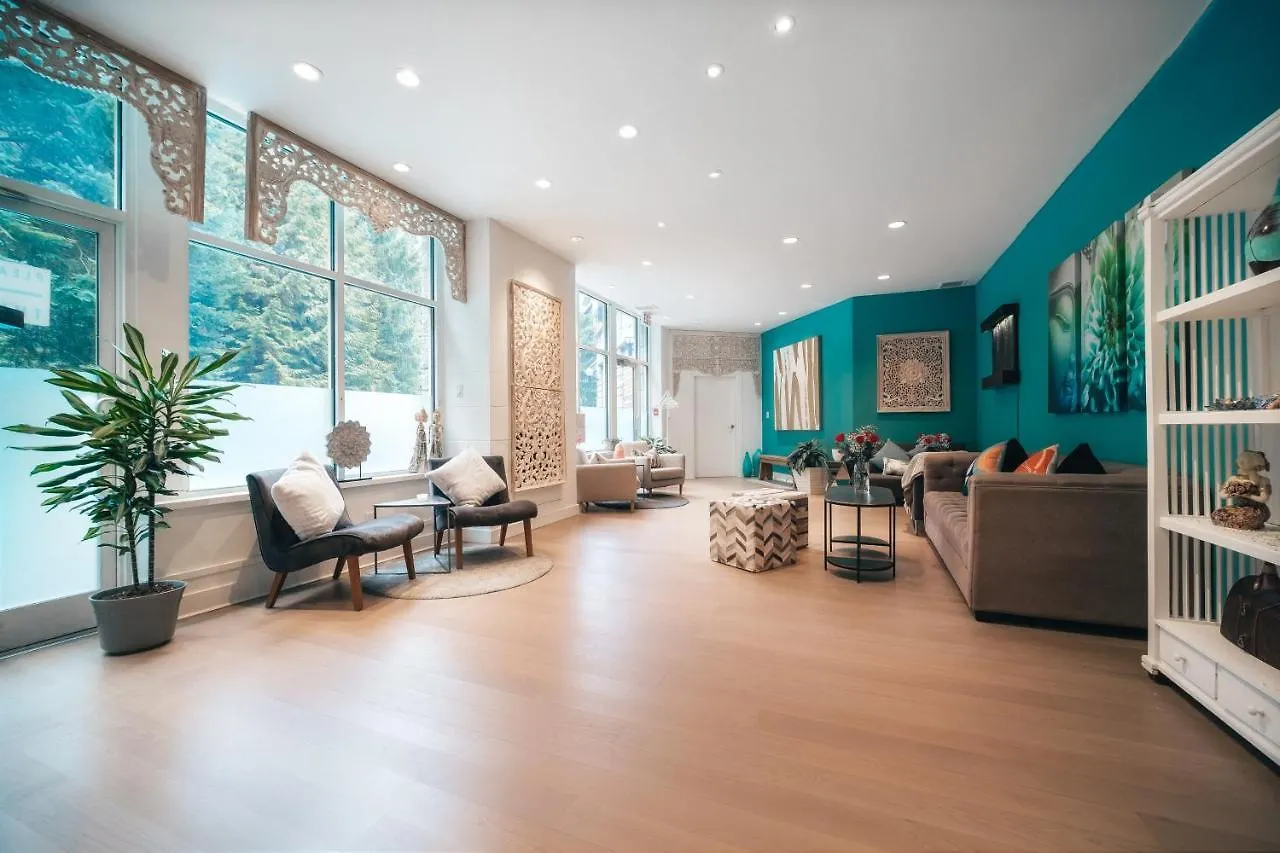 Summit Lodge Boutique Hotel By Paradox Whistler