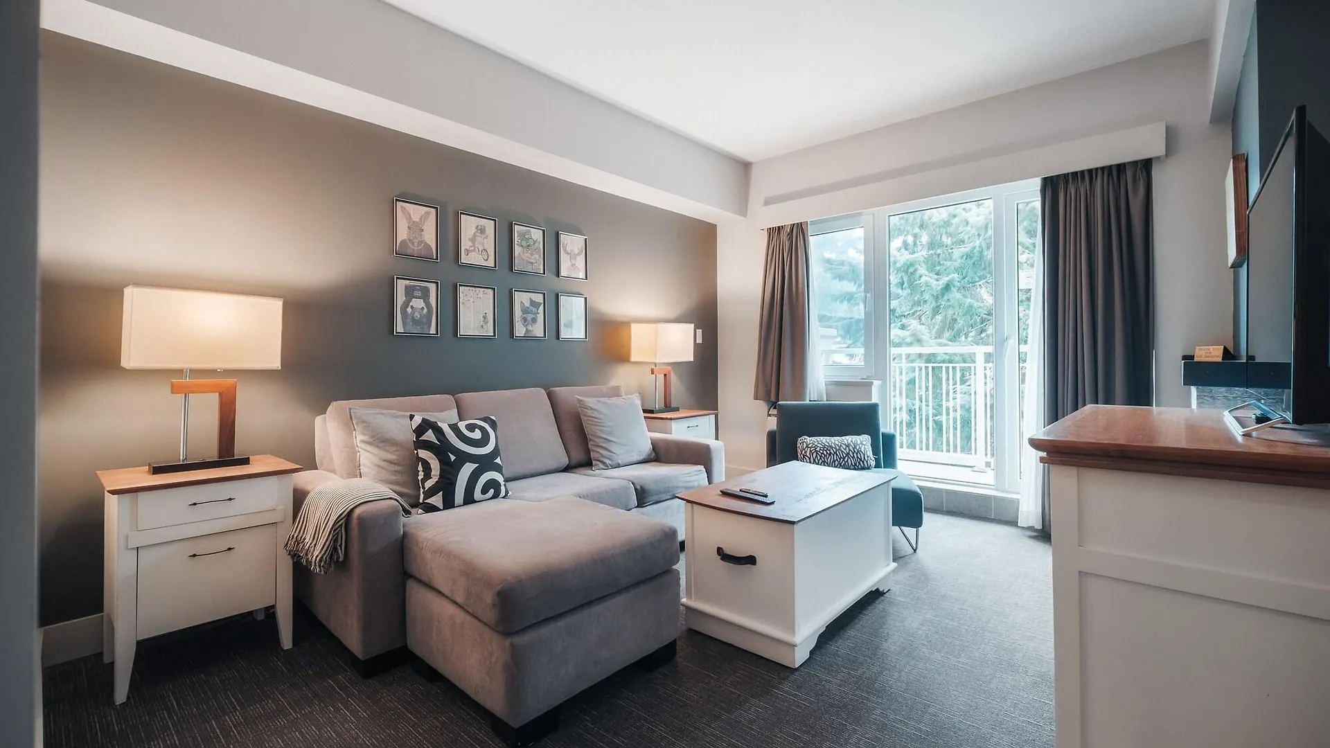 Summit Lodge Boutique Hotel By Paradox Whistler