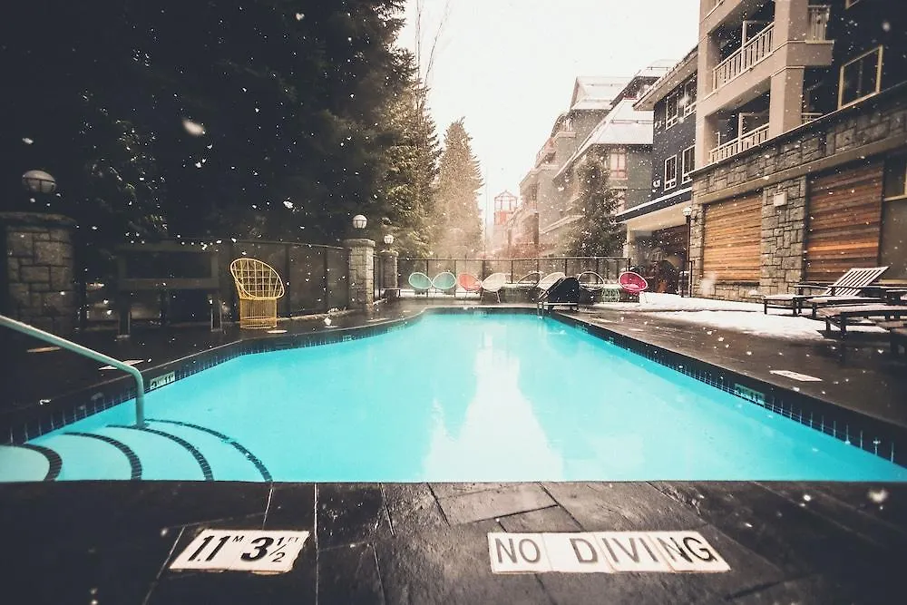 Summit Lodge Boutique Hotel By Paradox Whistler